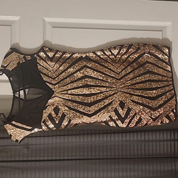 Rose gold and black dress - Picture 1 of 1
